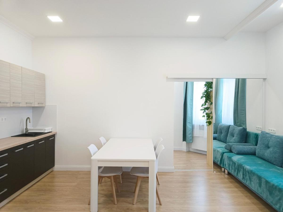 Ruyi Holiday Sopron Extérieur photo