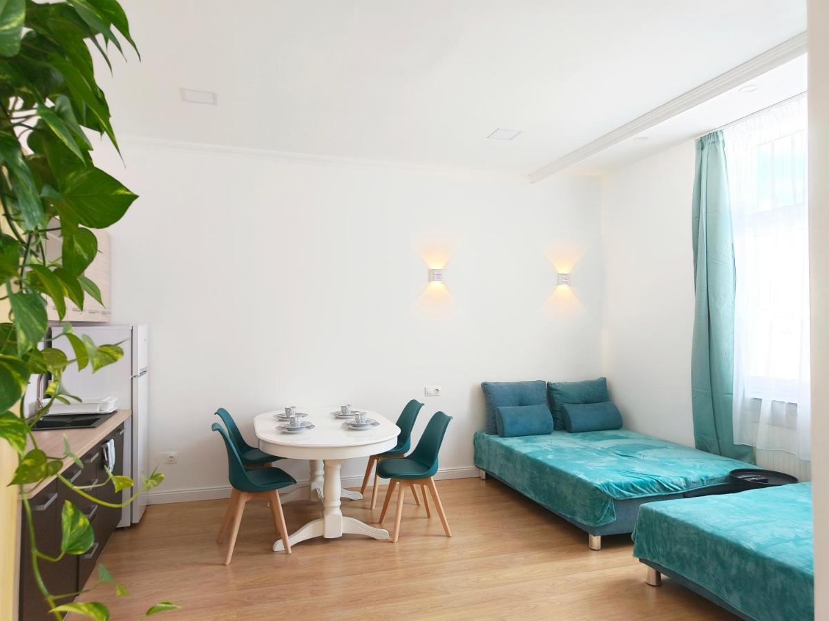 Ruyi Holiday Sopron Extérieur photo