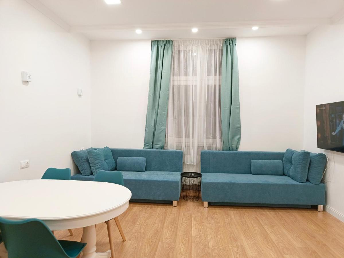 Ruyi Holiday Sopron Extérieur photo
