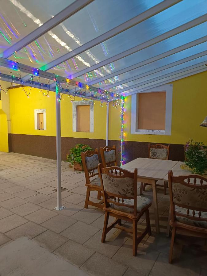 Ruyi Holiday Sopron Extérieur photo
