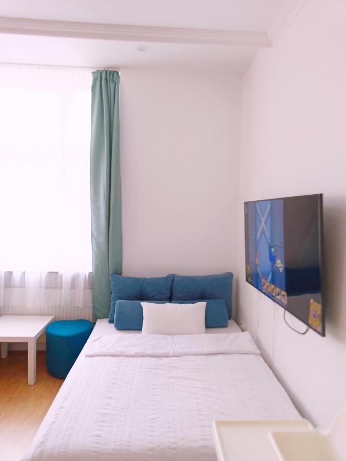 Ruyi Holiday Sopron Extérieur photo