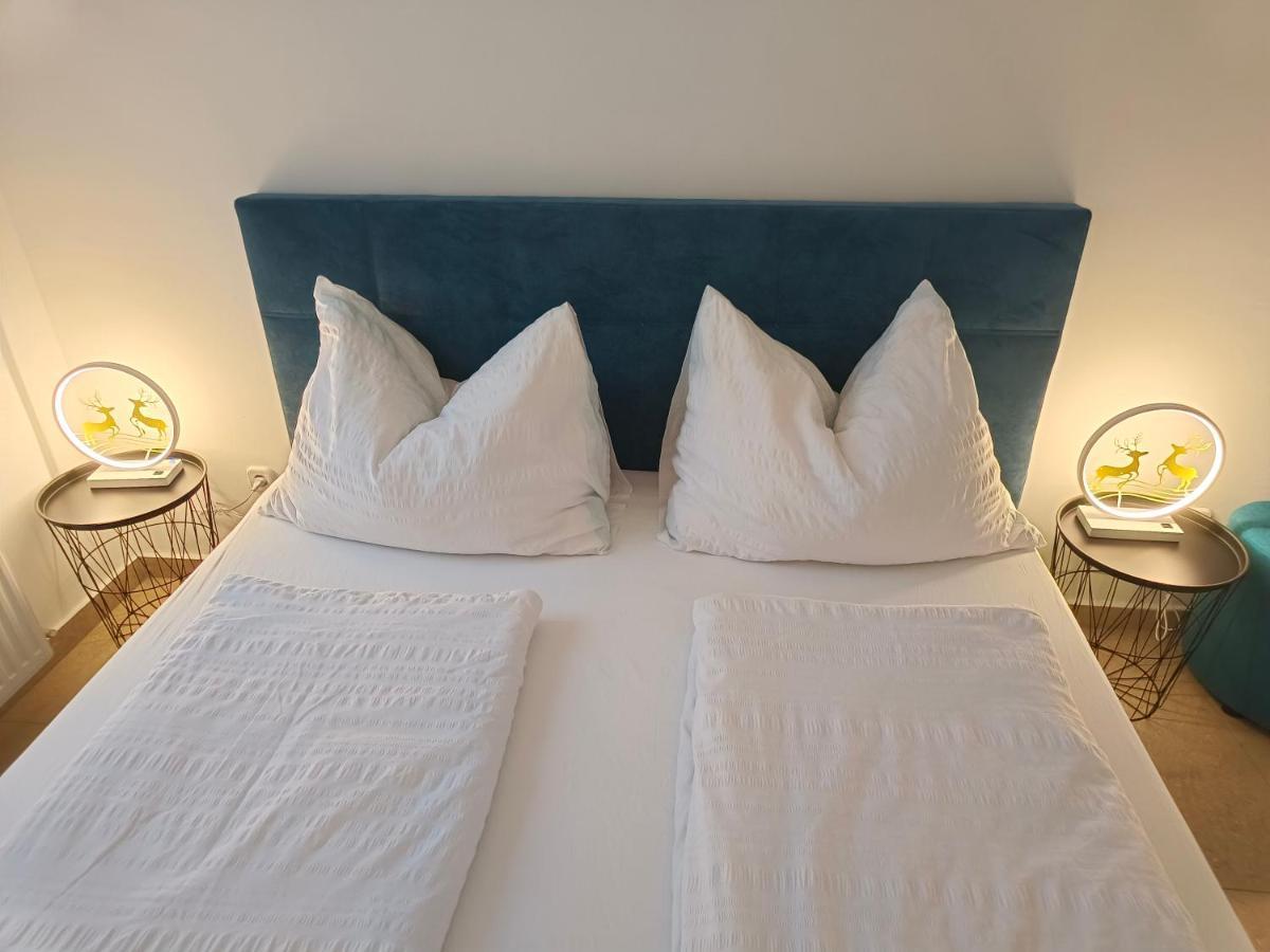 Ruyi Holiday Sopron Extérieur photo