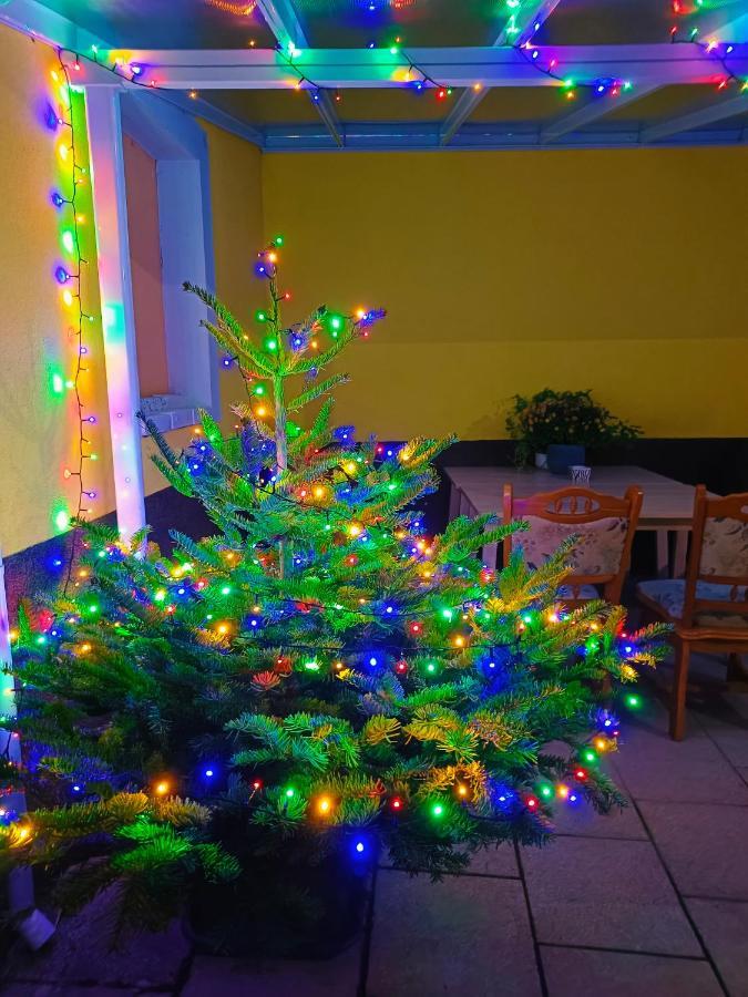 Ruyi Holiday Sopron Extérieur photo