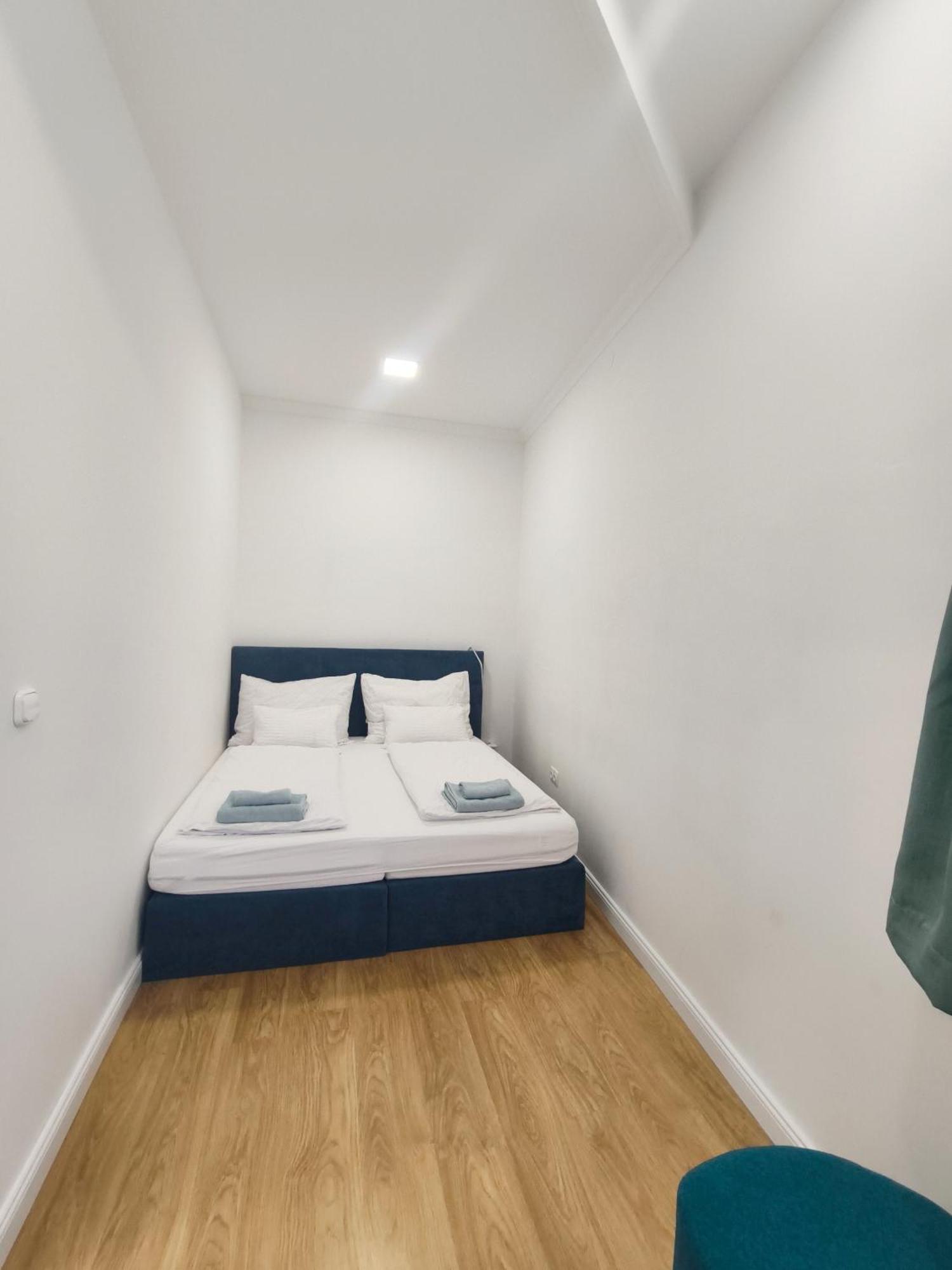 Ruyi Holiday Sopron Extérieur photo