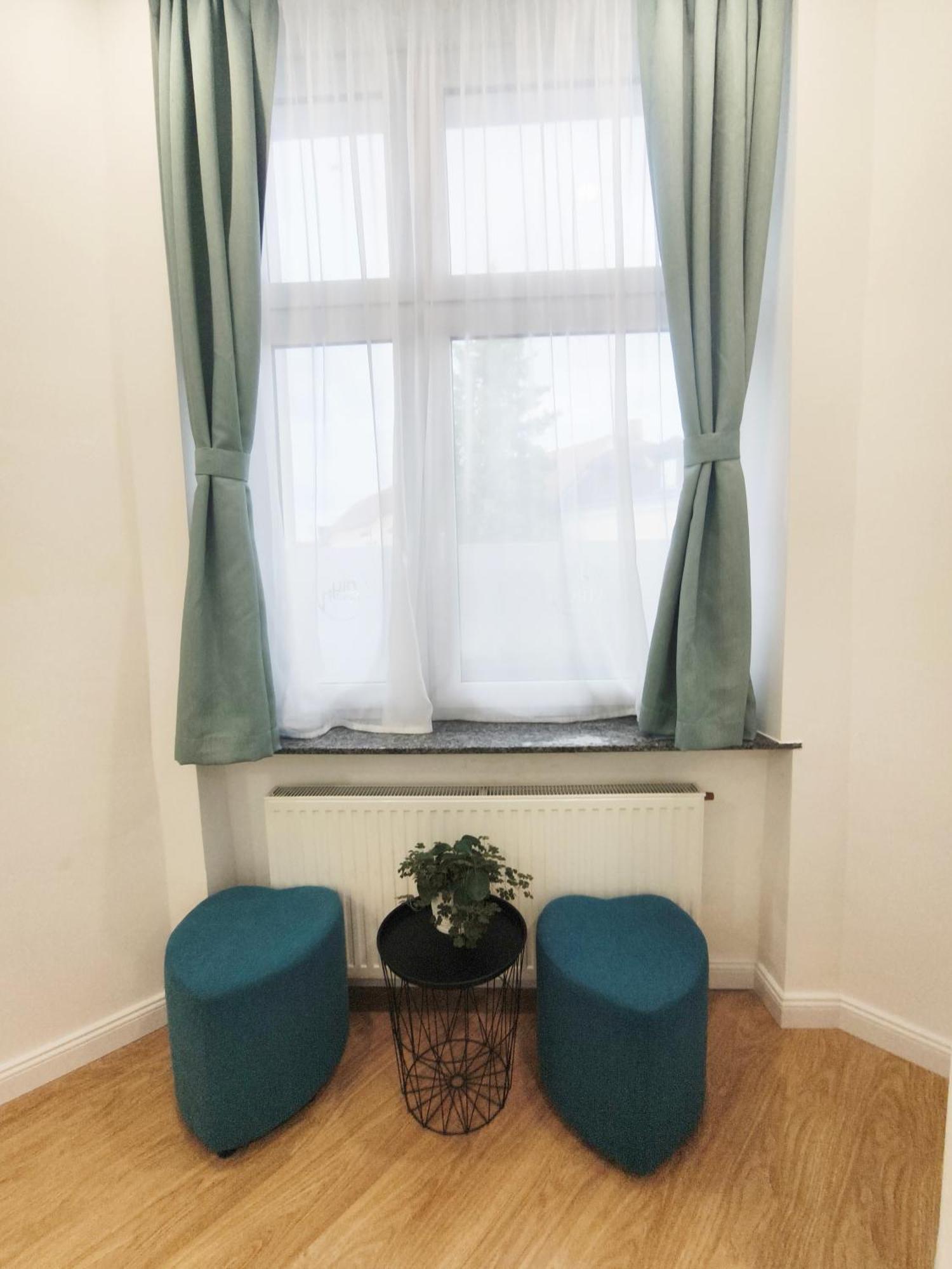 Ruyi Holiday Sopron Extérieur photo