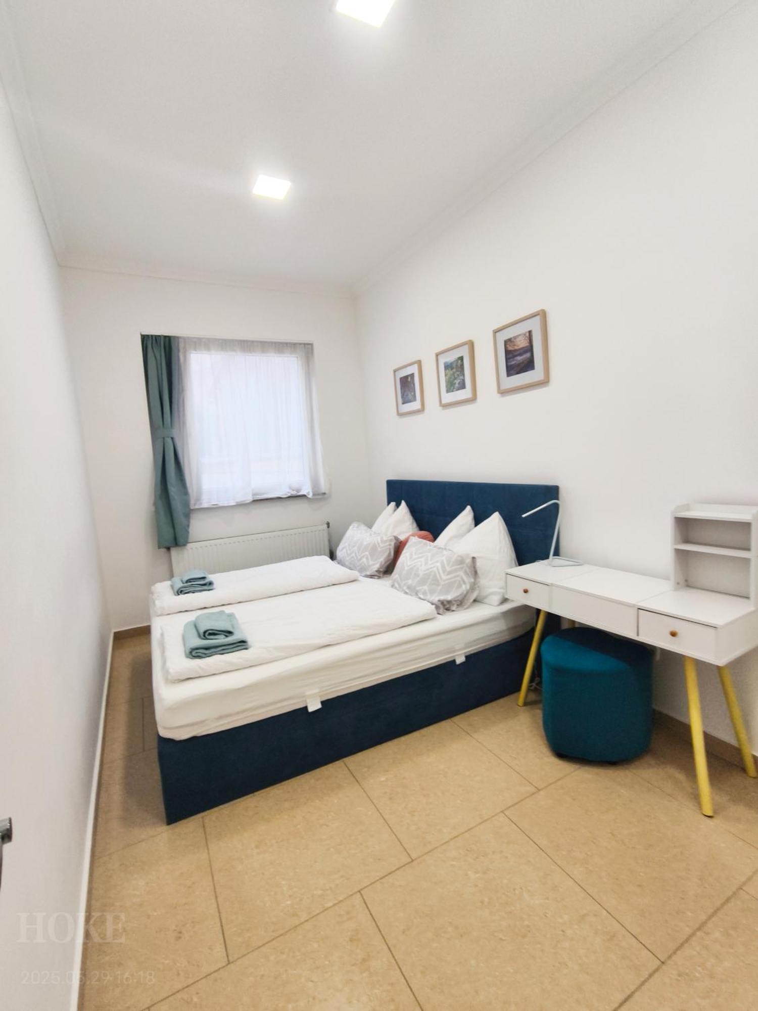 Ruyi Holiday Sopron Extérieur photo
